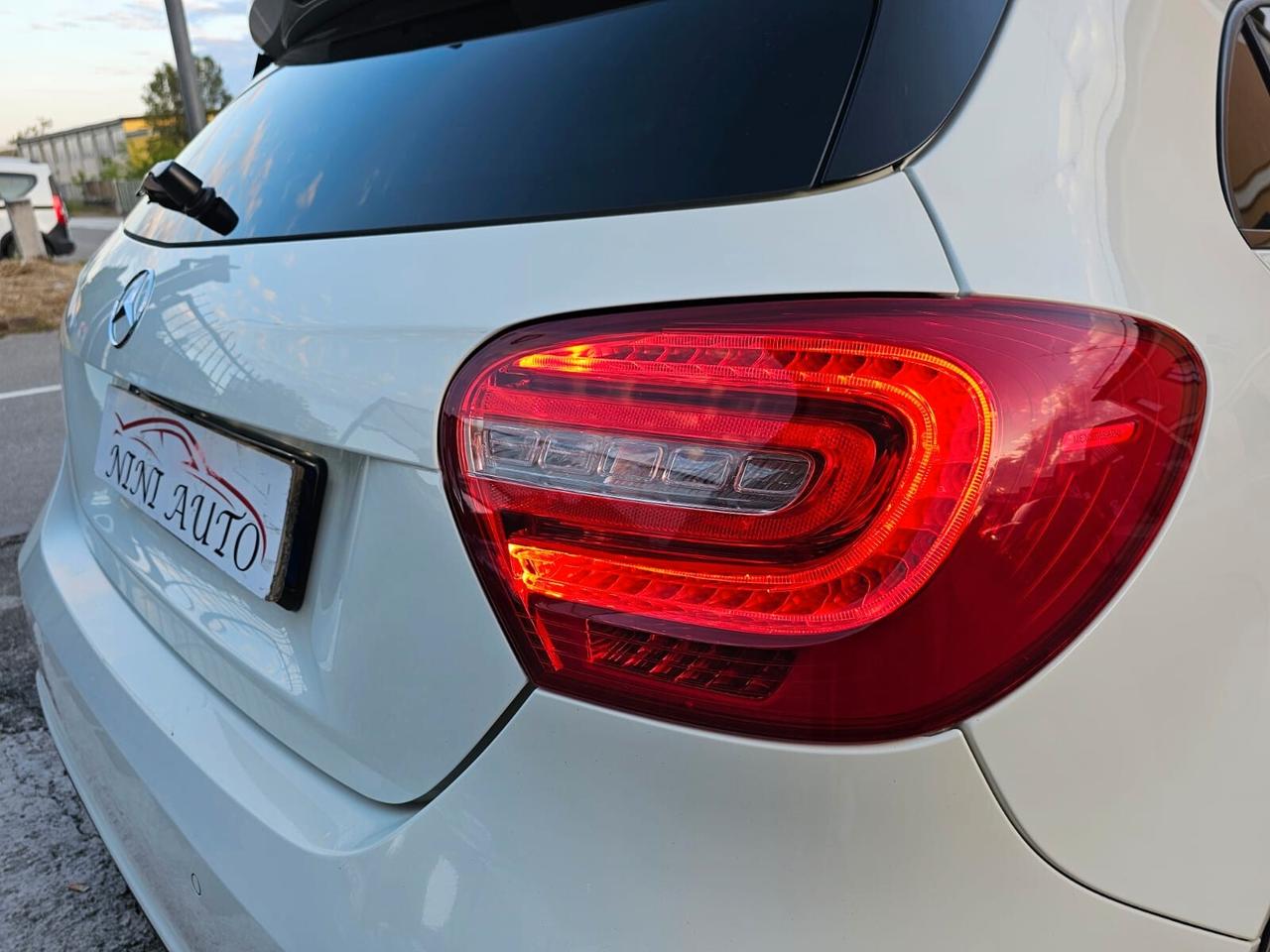 Mercedes-benz A 200 CDI 136cv Sport*Pelle*Bi-Xeno*18*Camera*