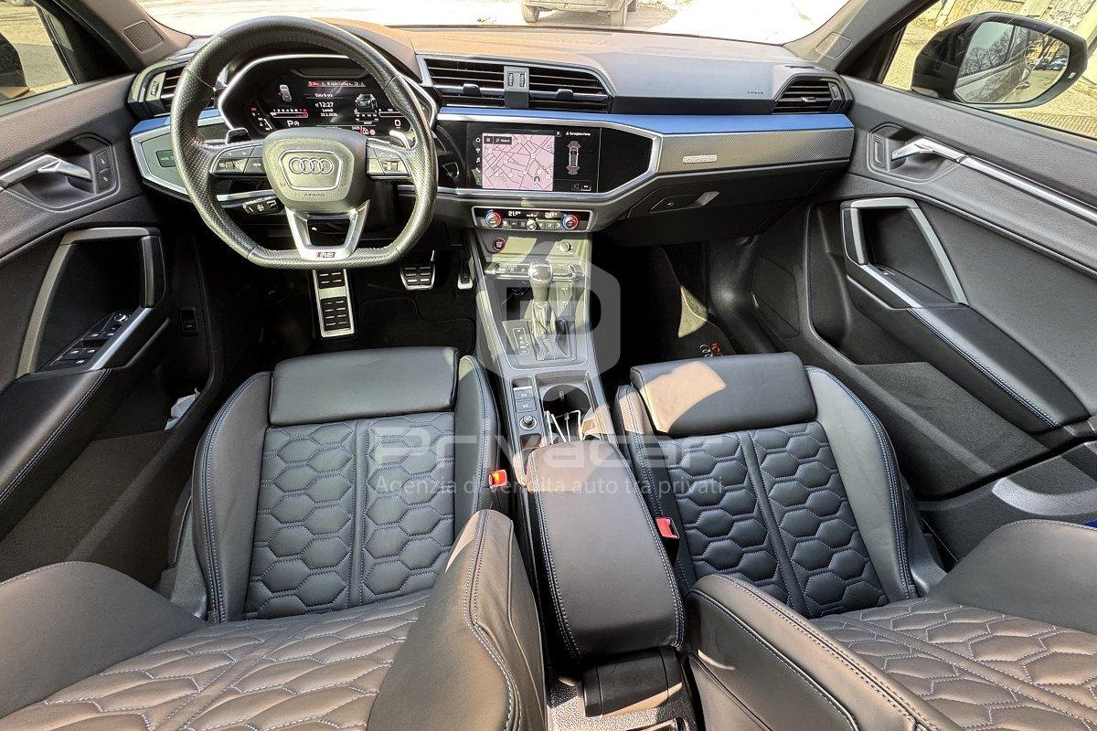AUDI RS Q3 quattro S tronic
