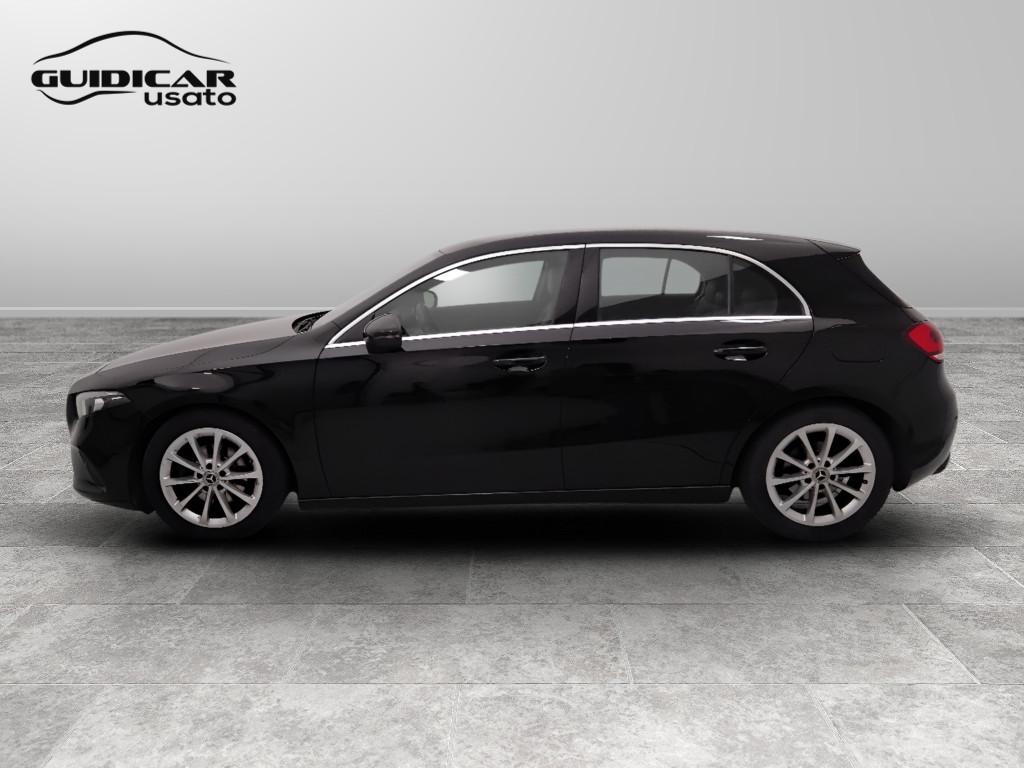 Mercedes-Benz Classe A - W177 2018 - A 180 d Sport auto