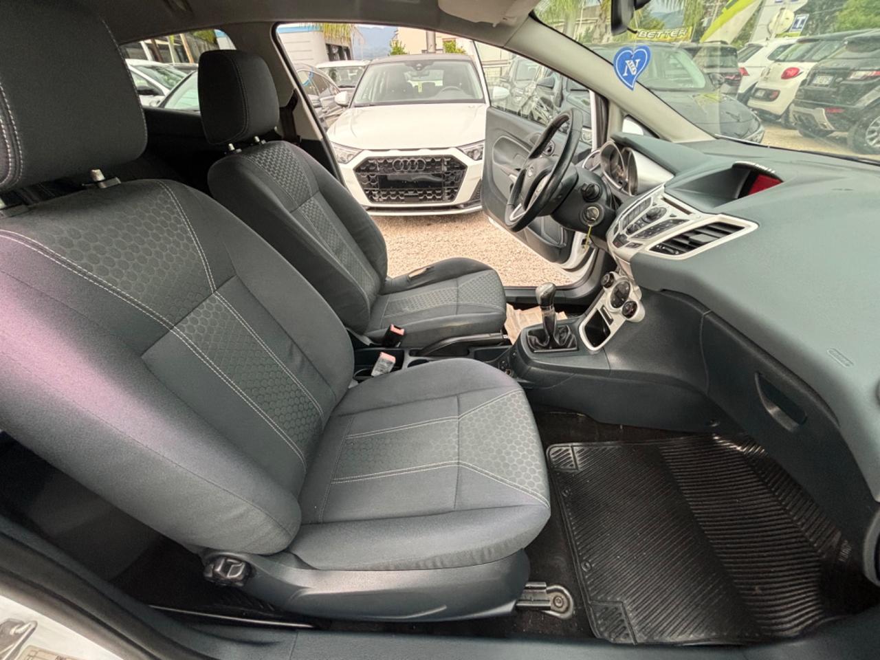 FORD FIESTA 1.4 GPL TITANIUM 3 PORTE OK NEOPATENTATI