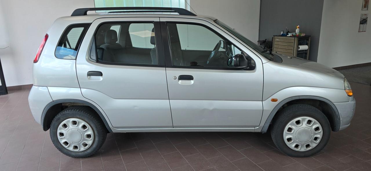 Suzuki Ignis 1.3i 16V cat 4WD