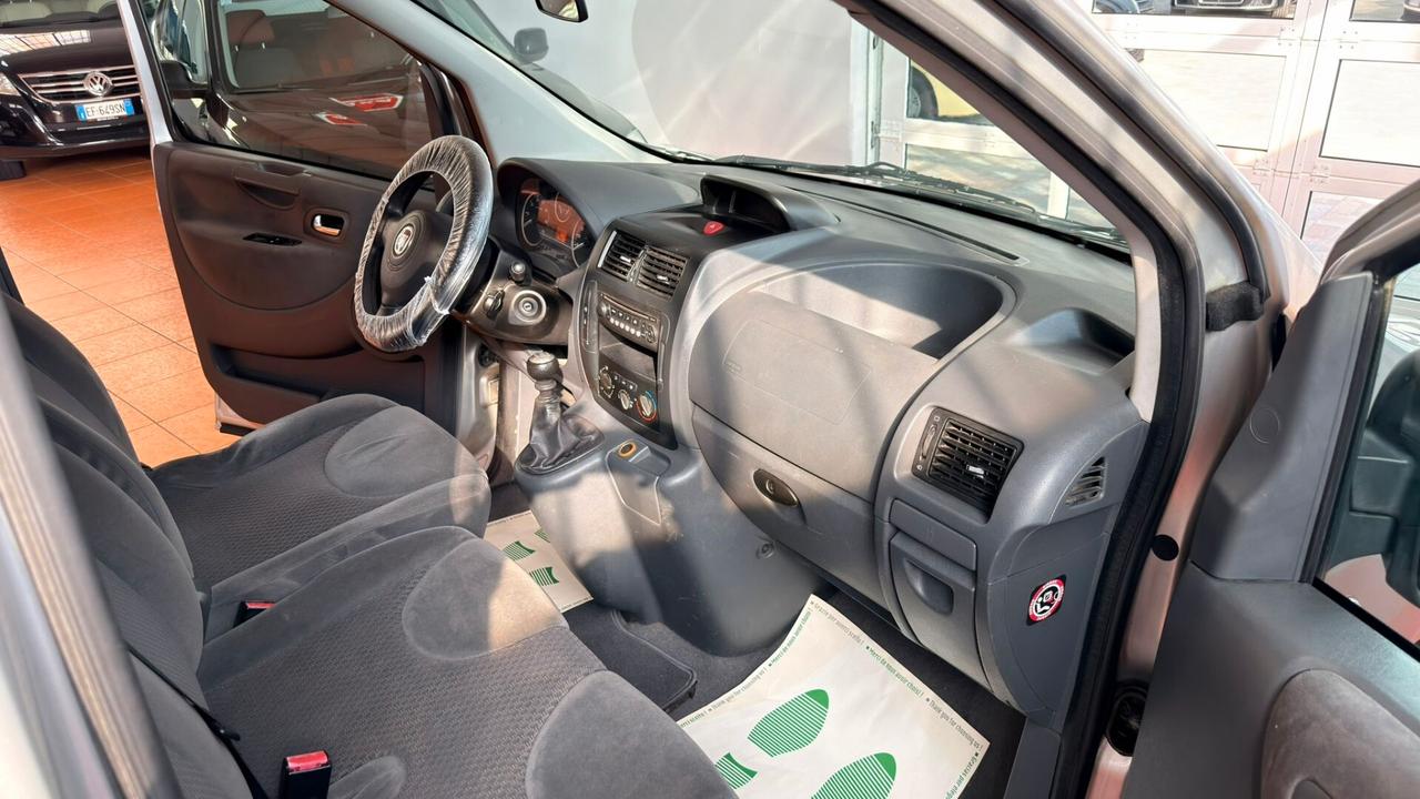 Fiat Scudo 2.0 MJT/130 9 POSTI GANCIO TRAINO