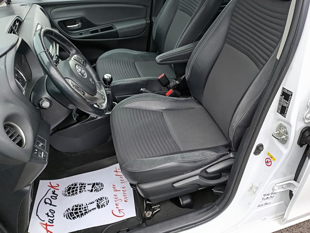 Toyota Yaris 5P 1.4 D-4D Lounge