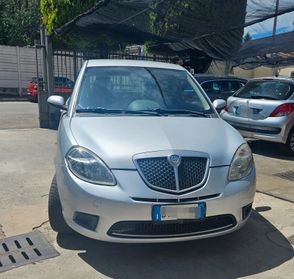Lancia Ypsilon 1.2 Oro