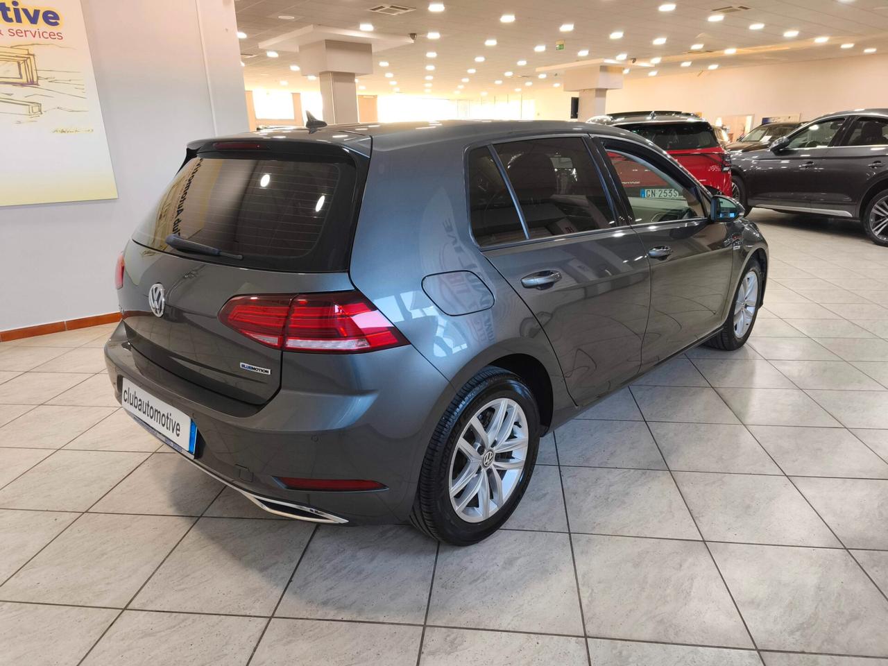 Volkswagen Golf VW 1.5 TGI DSG Blue Emotion