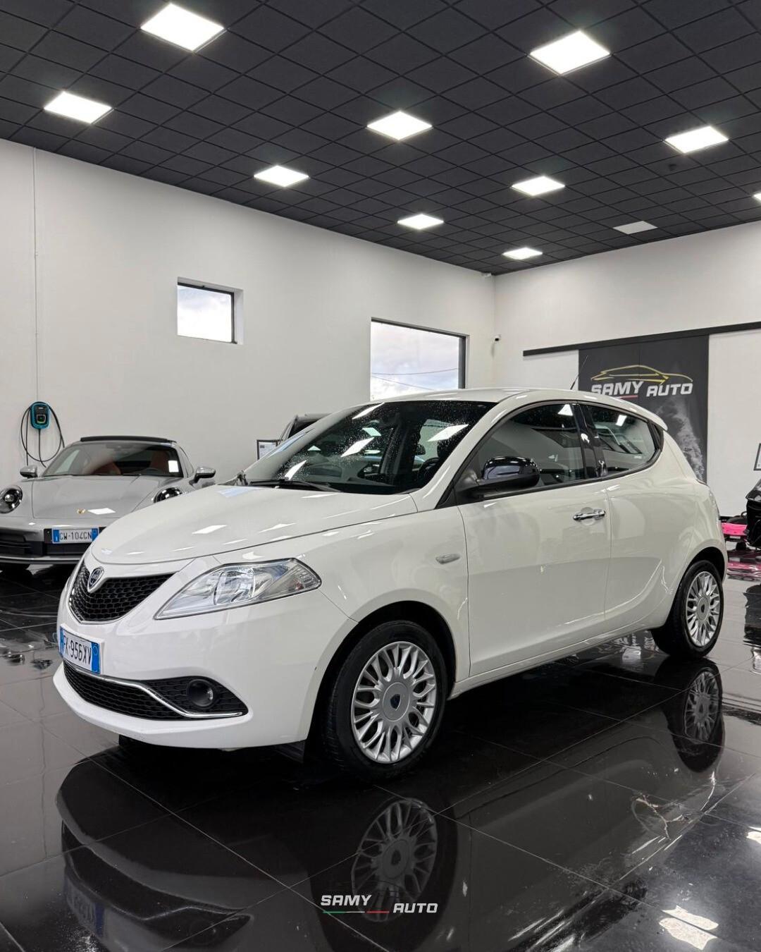 Lancia Ypsilon 1.2 69 CV 5 porte