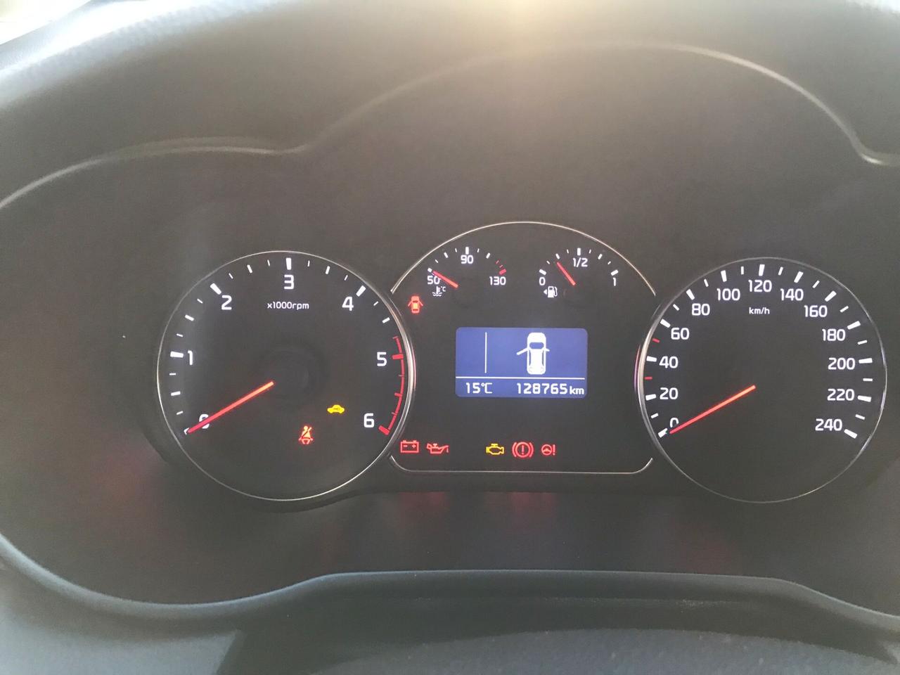 Kia Carens 1.7 CRDi 115 CV Cool