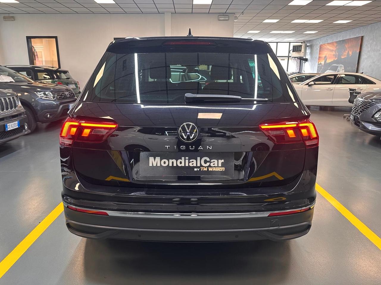 Volkswagen Tiguan 1.5 tsi Life 130cv * IVA ESPOSTA *