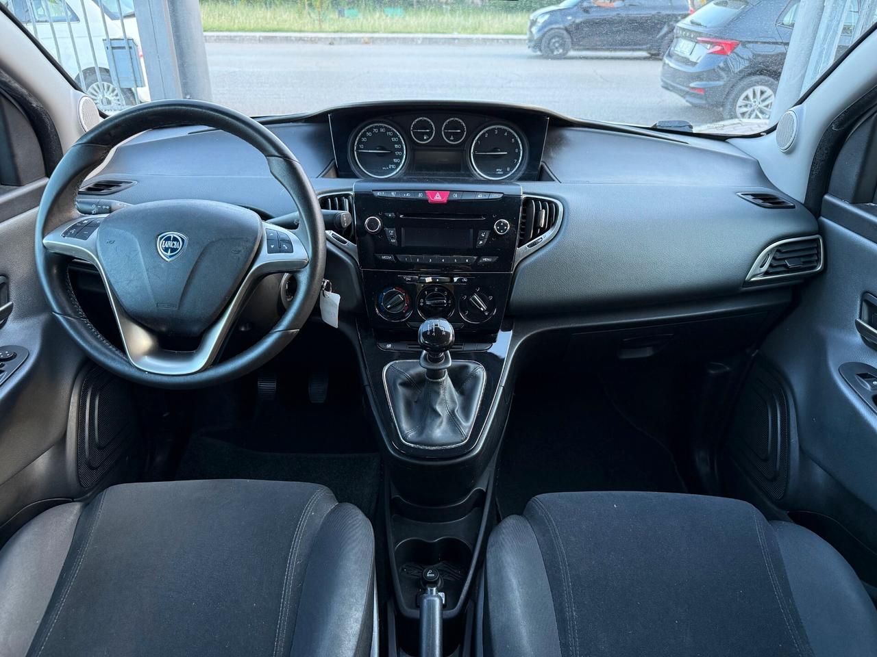 YPSILON 1.2 BENZ. ANNO 2015 EURO 6-OK NEOP.