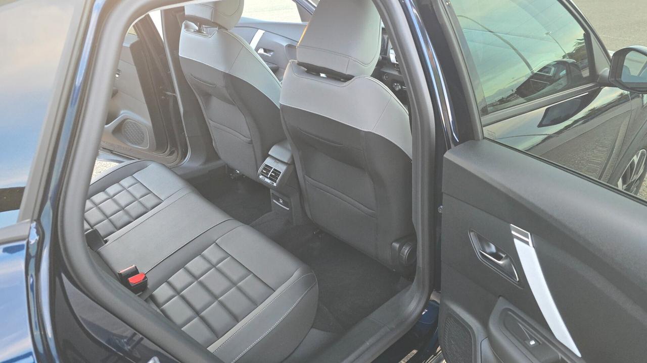 Citroen C4 Hybrid 136 e-DCS6 Max