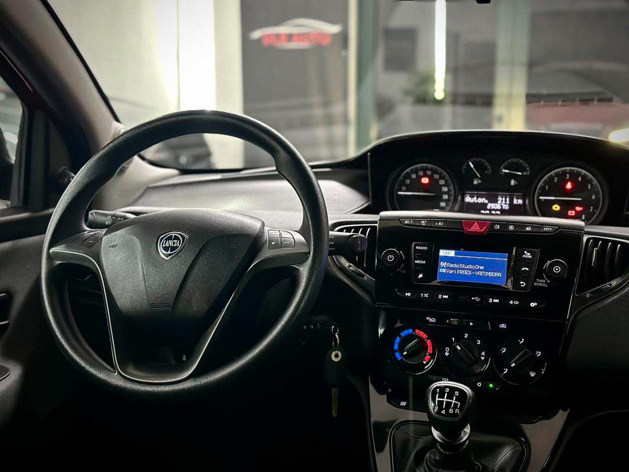 Ypsilon 1.0 FireFly Hybrid Ecochic Aziendale