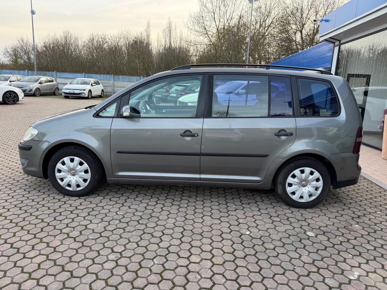 Volkswagen Touran 1.9 TDI 105CV DPF Conceptline OK NEOPATENTATI
