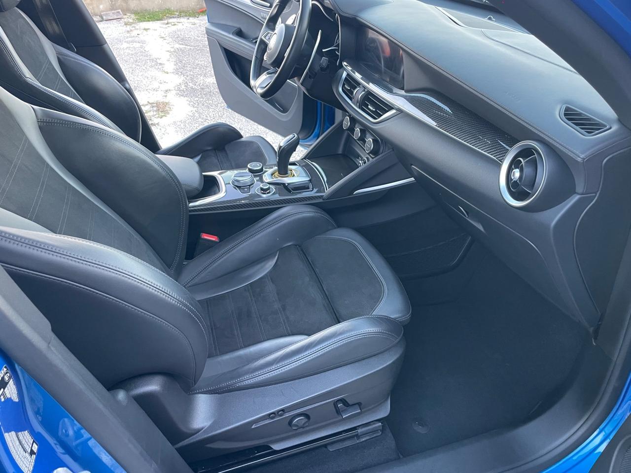 Alfa Romeo Stelvio 2.9 Bi-Turbo V6 510 CV AT8 Quadrifoglio