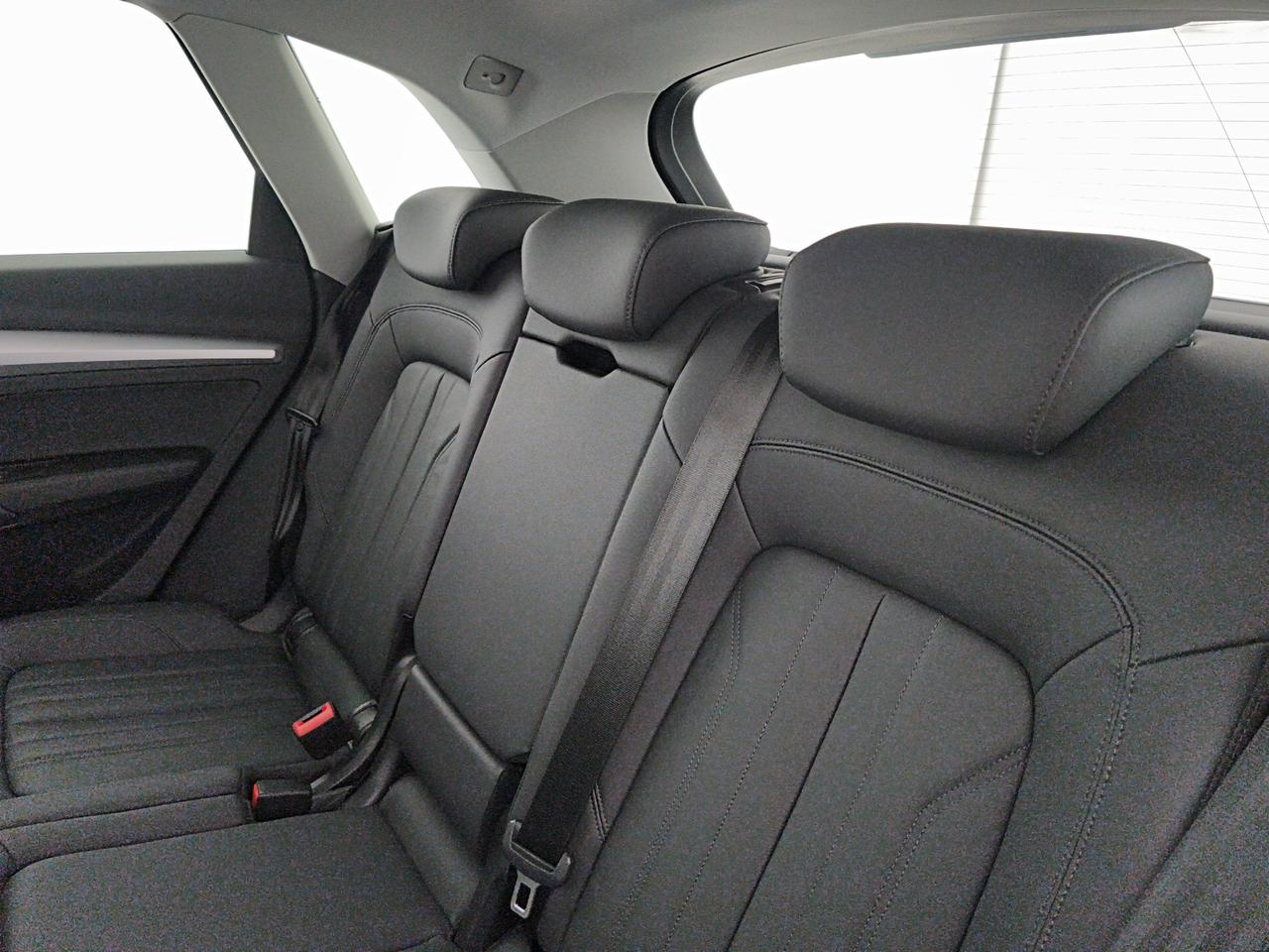 Audi Q5 50 2.0 tfsi e Business quattro