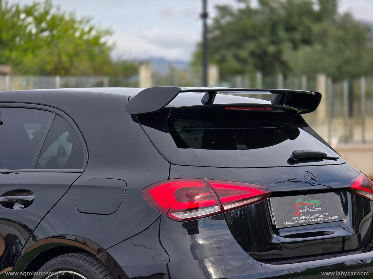 MERCEDES-BENZ A 180 d Automatic Premium