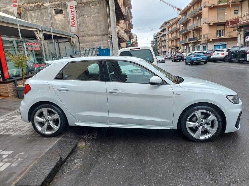 Audi A1 SPB 30 TFSI S tronic line edition