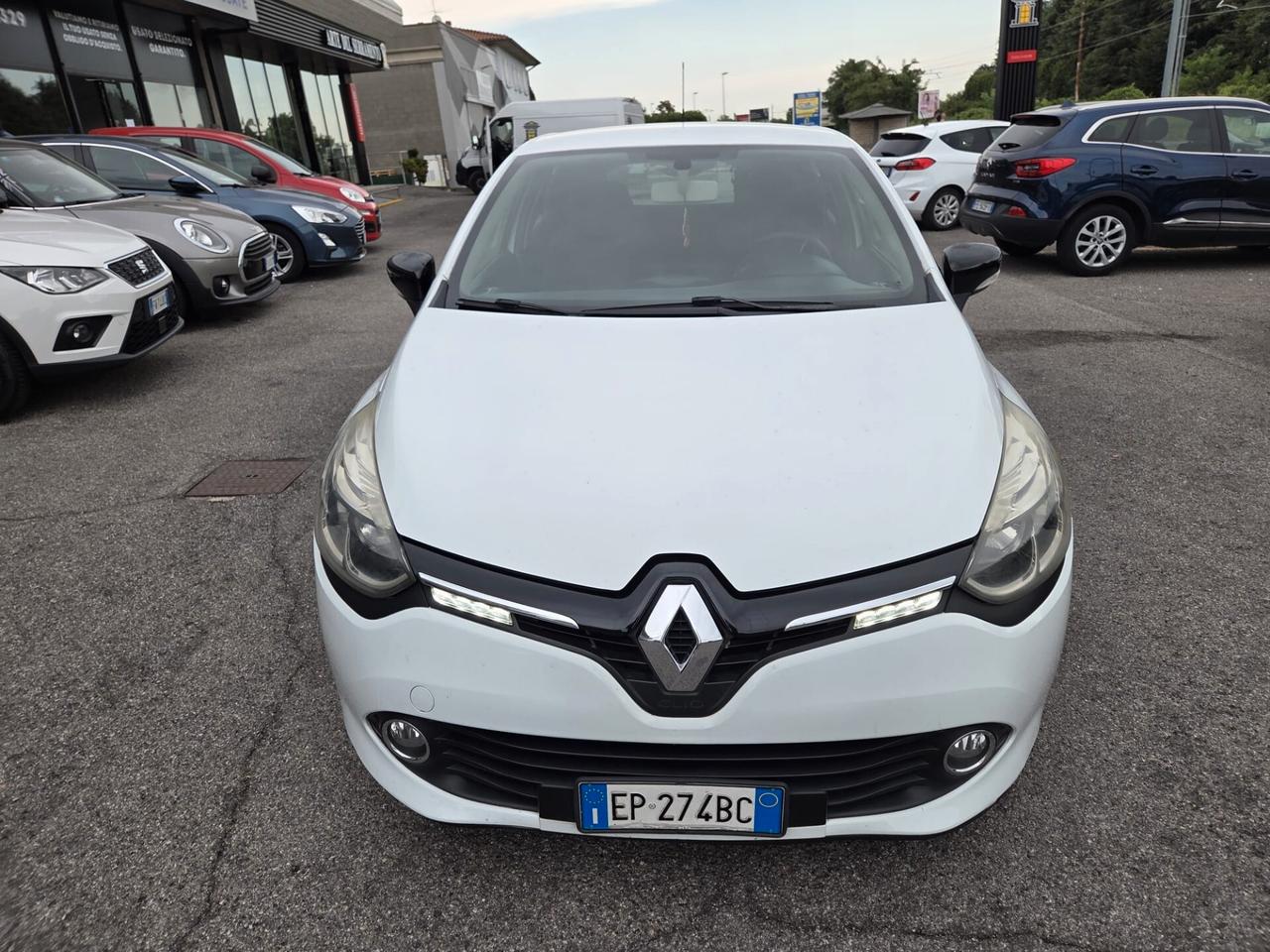 Renault Clio 1.2 75CV 5 porte Wave NEOPATENTATI