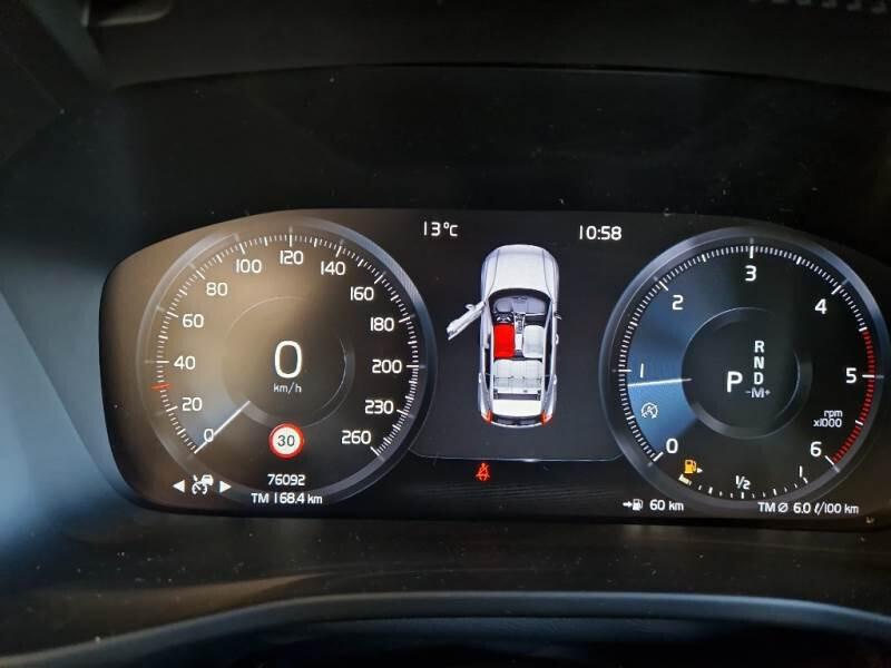 Volvo XC40 D4 AWD Geartronic Momentum