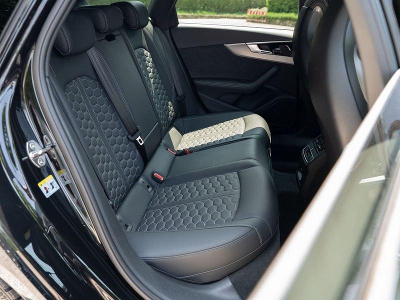 Audi A4 RS4 Avant 2.9 tfsi quattro 450cv tiptronic