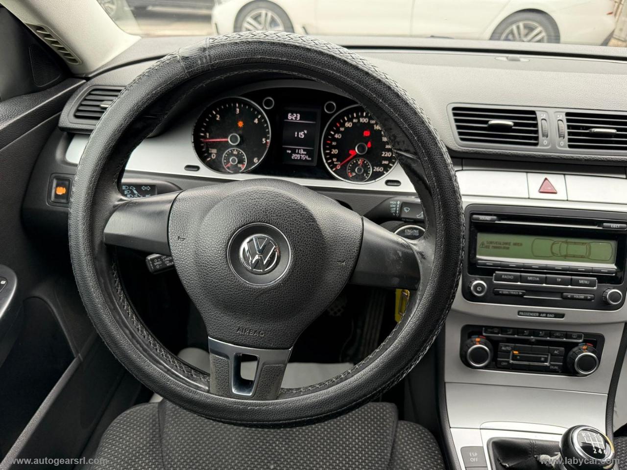 VOLKSWAGEN Passat 2.0 TDI DPF Var. Highline