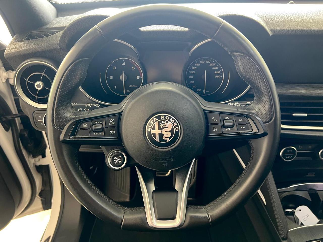 Alfa Romeo Stelvio 2.2 Turbodiesel 190 CV AT8 Q4 Business Ti