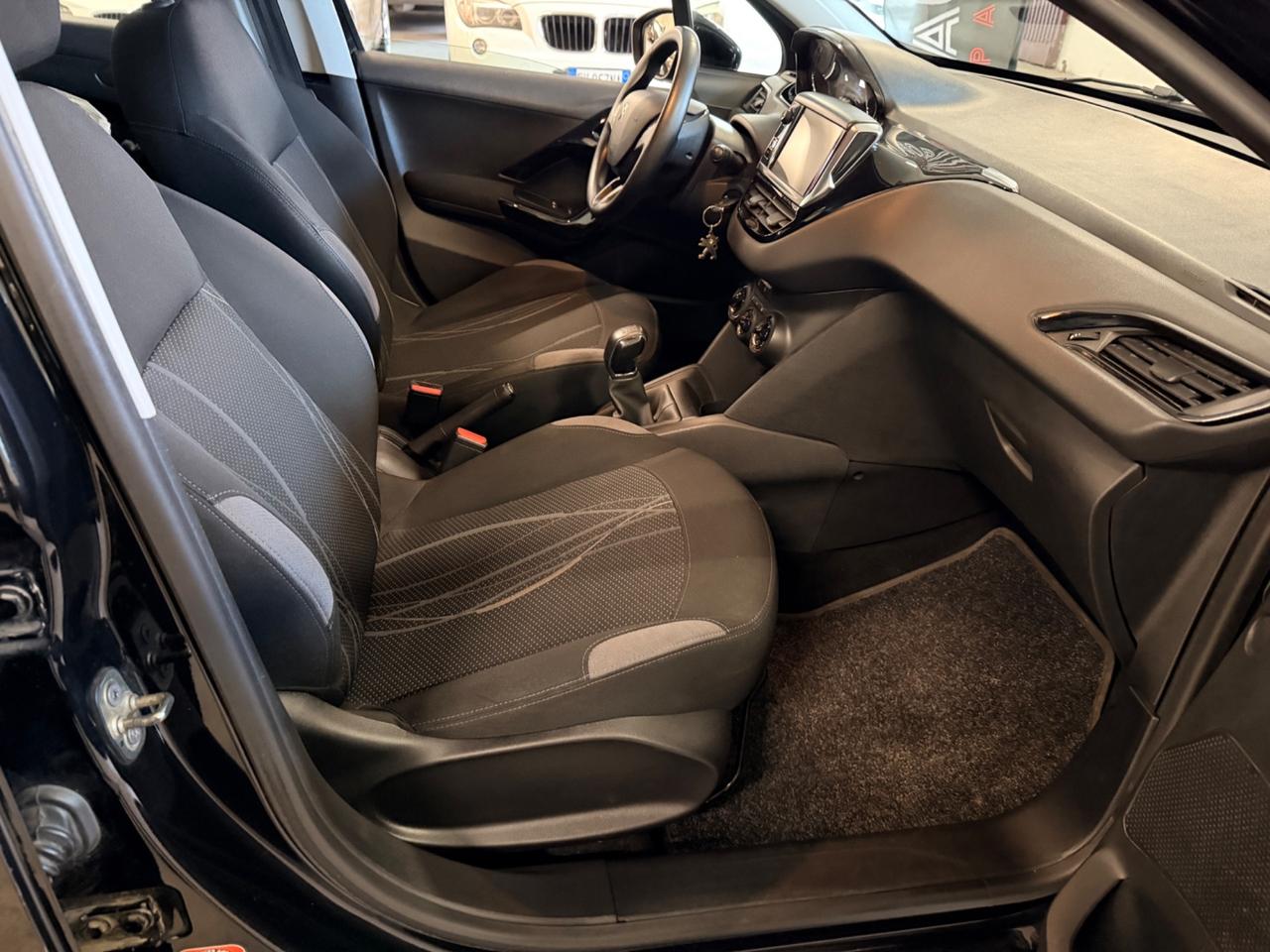 Peugeot 208 1.2 VTi 82 CV 5 porte Active