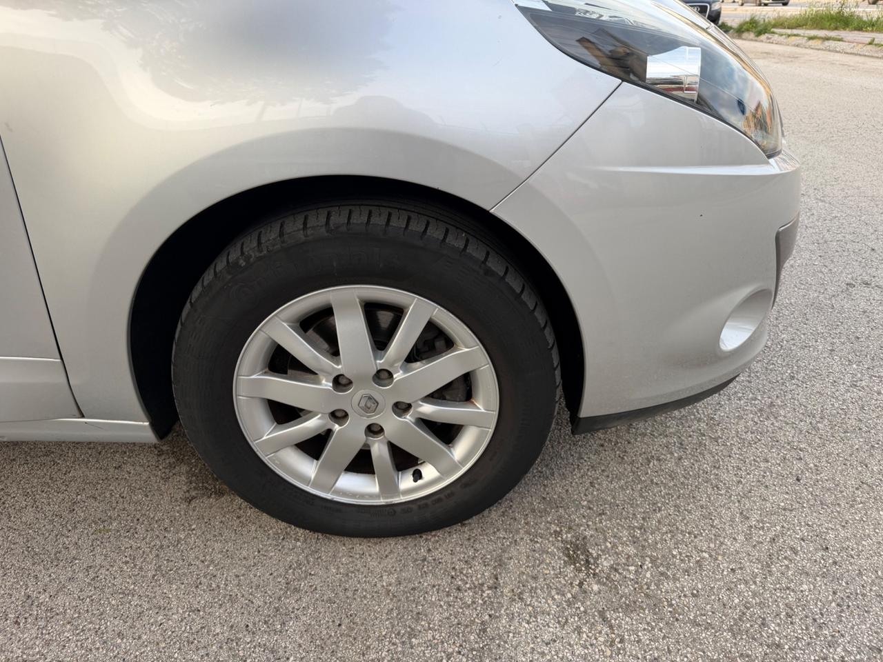 Renault Scenic 1.5 dci 110 cavalli 2011