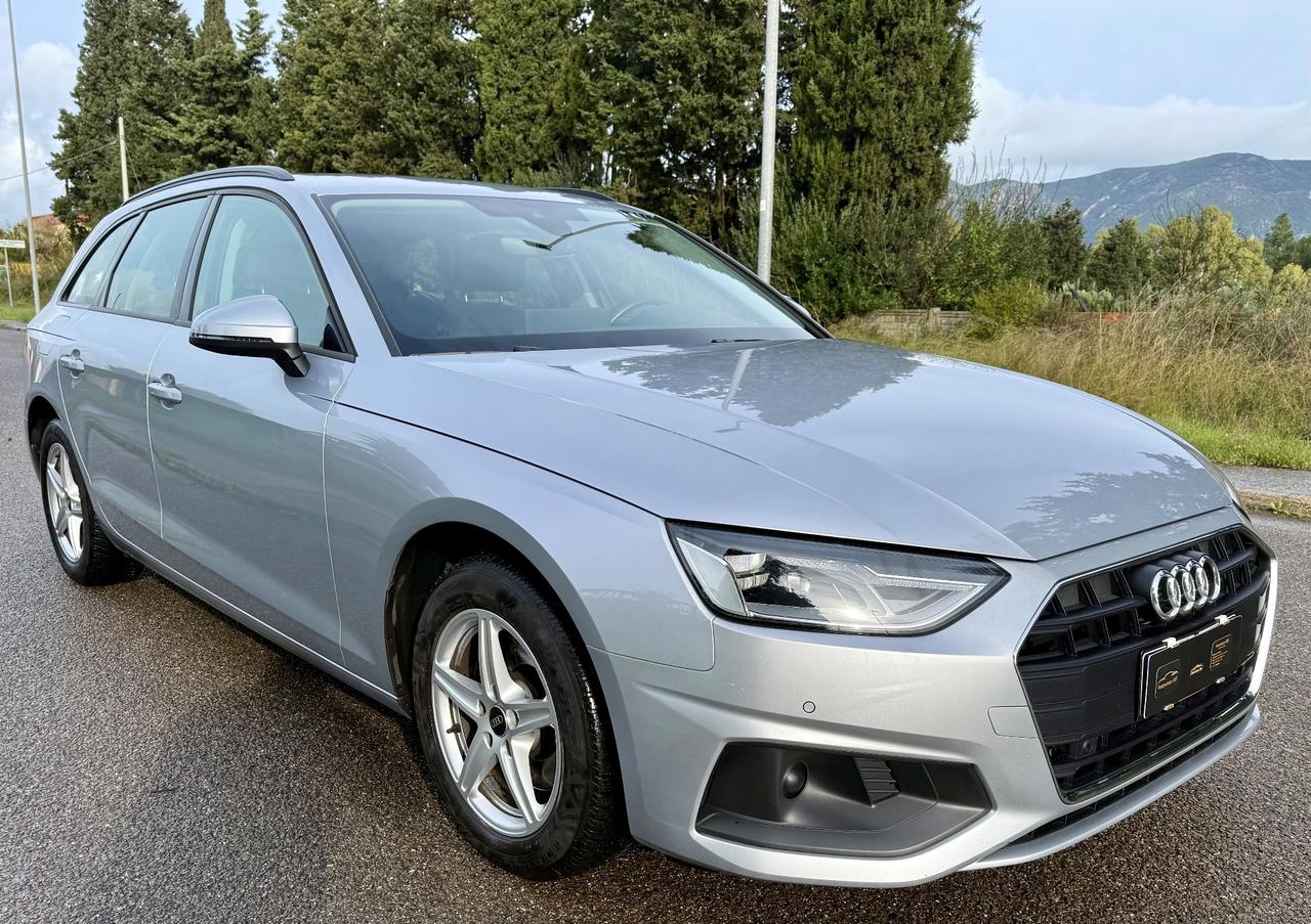 Audi A4 Avant 35 TDI/163 CV S tronic Business Advanced