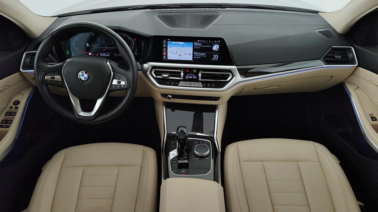 BMW BMW - BMW 320d Touring mhev 48V Luxury auto