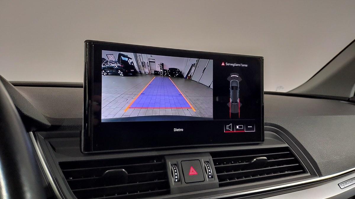 AUDI Q5 40 Tdi 204 Cv Quattro S Tronic S Line