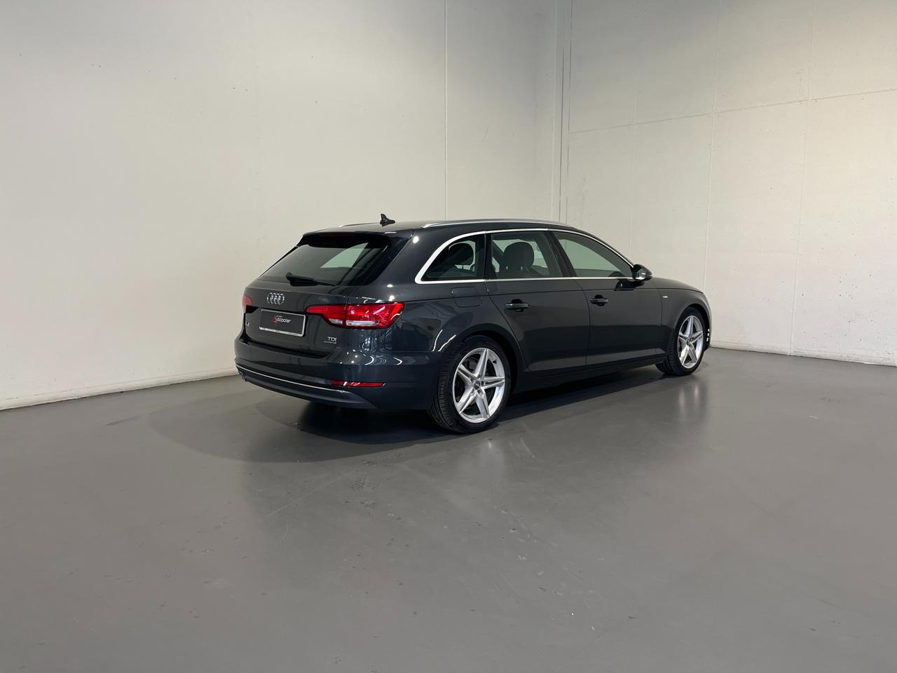 AUDI A4 AVANT 40 TDI S-TRONIC QUATTRO