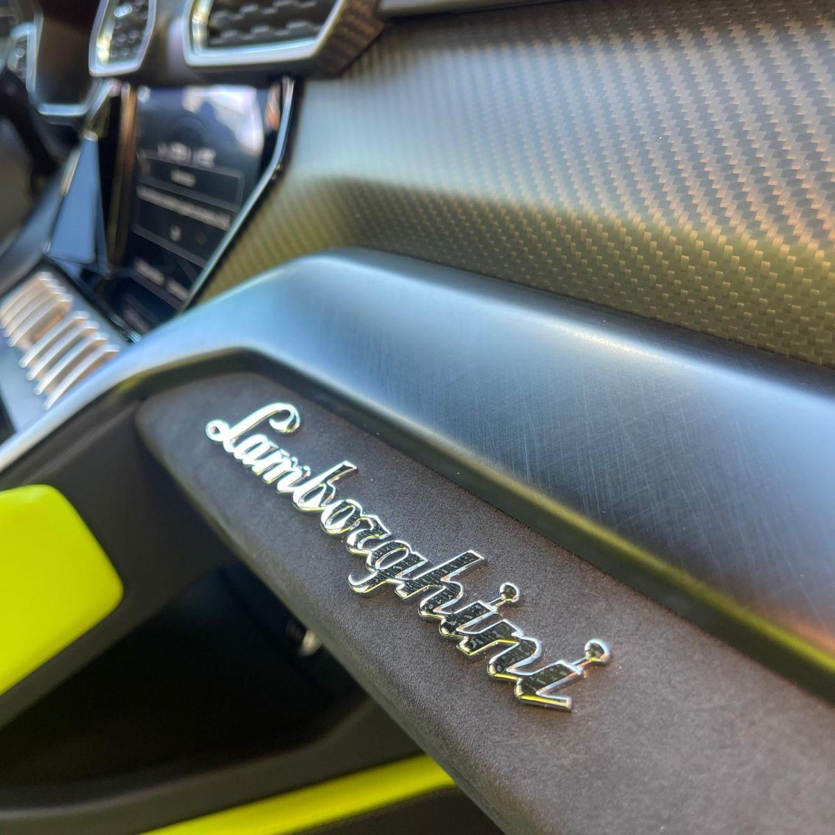 LAMBORGHINI - Urus - 4.0