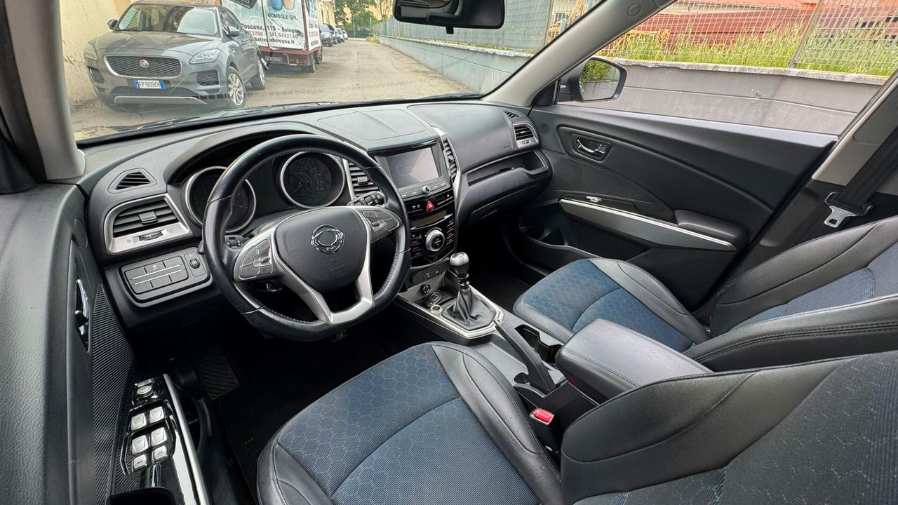 Ssangyong Tivoli 1.6d 2WD Be Visual Hot Aebs