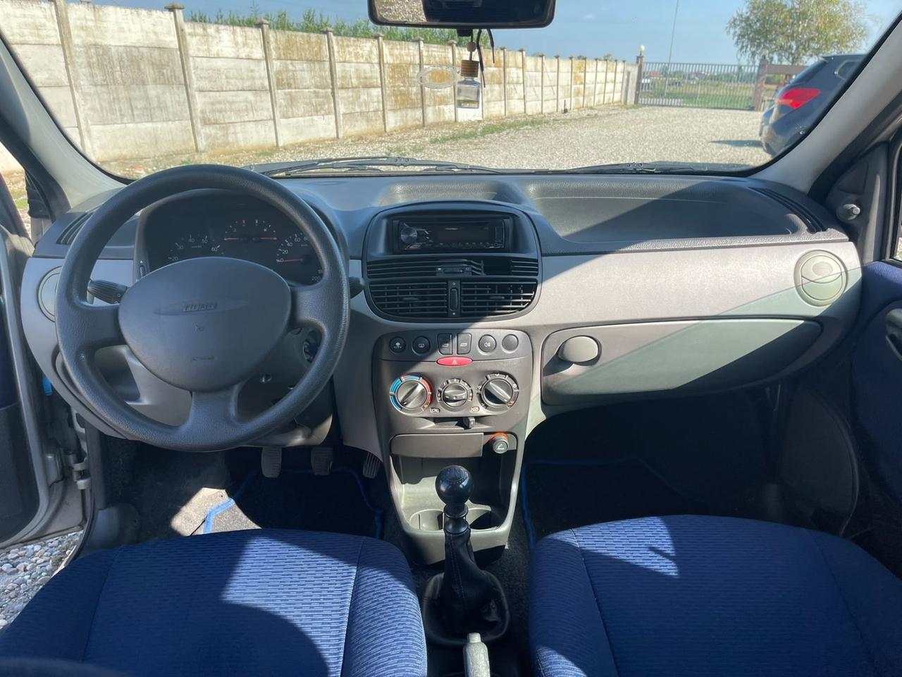 Fiat Punto 1.2i cat 5 porte ELX