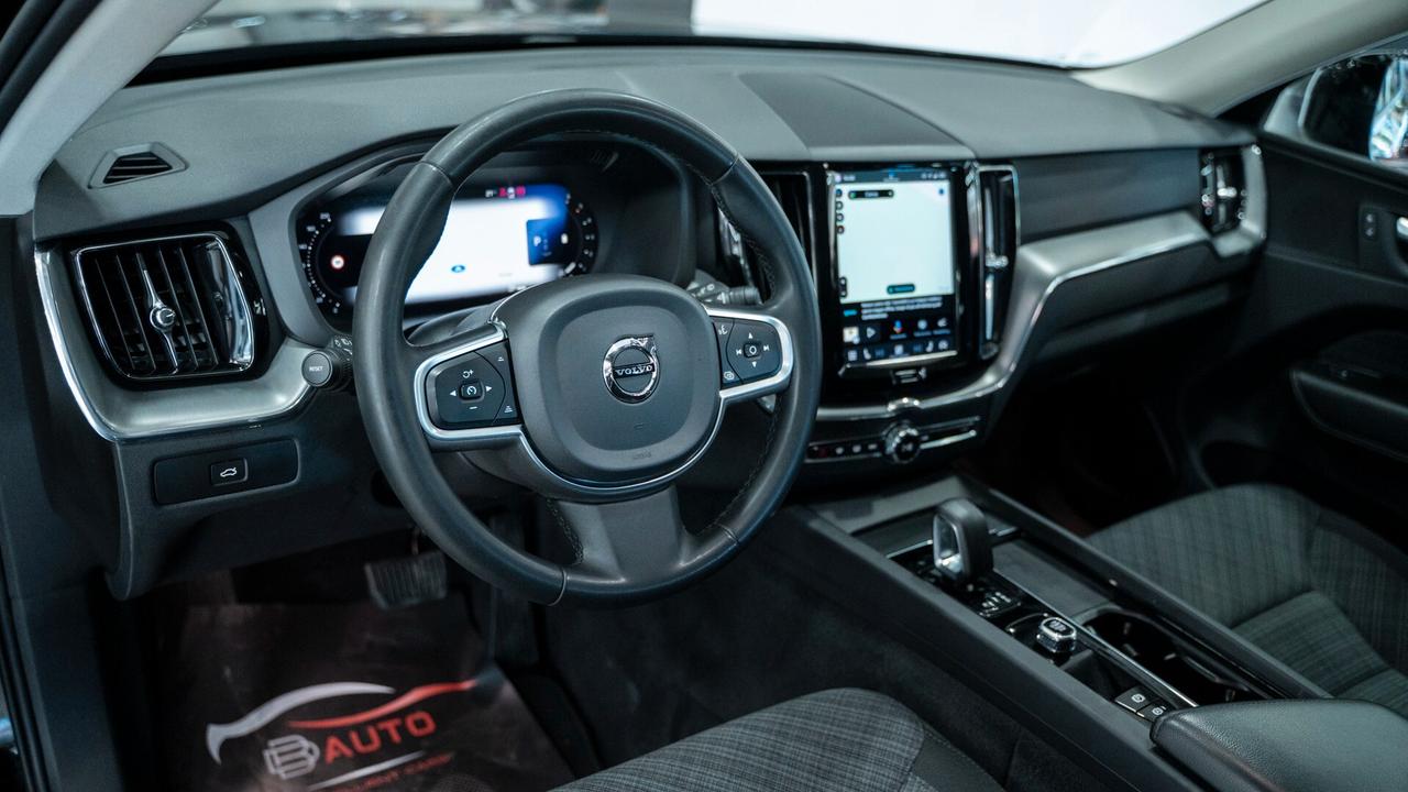 Volvo XC 60 XC60 B4 D 2.0 GEARTRONIC MOMENTUM SPORT LED NAVI FULL OPTIONAL