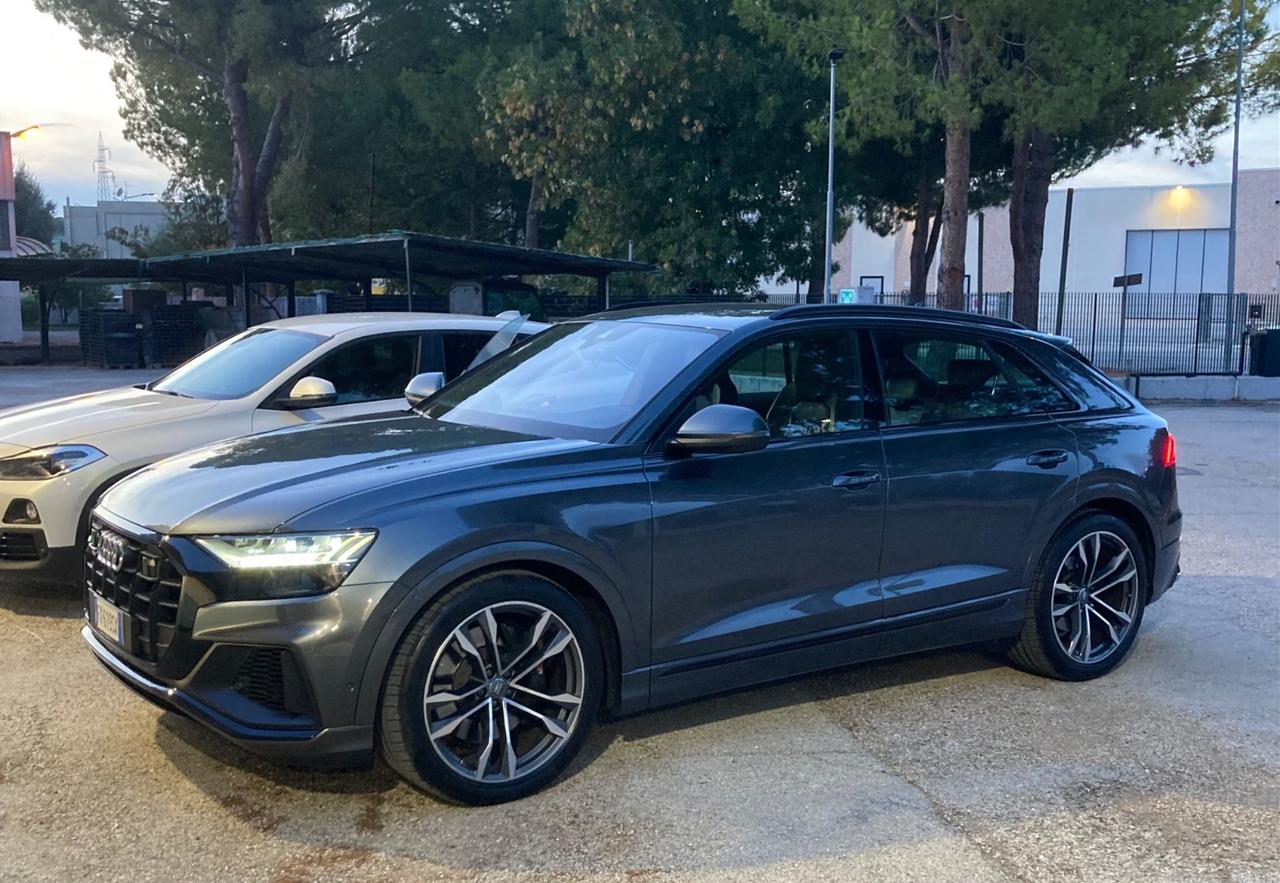Audi Q8 SQ8 435 CV UNIPROPRIETARIO ITALIANA