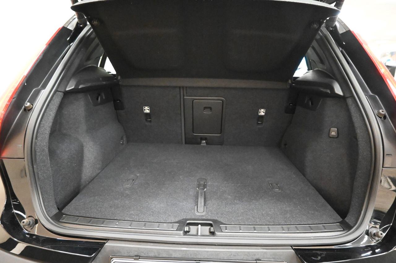 VOLVO XC40 (2017-->) XC40 T2 automatico Core