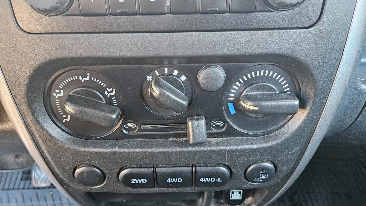 Suzuki Jimny 1.3 vvt Special 4wd E5 GANCIO TRAINO-SENSORI