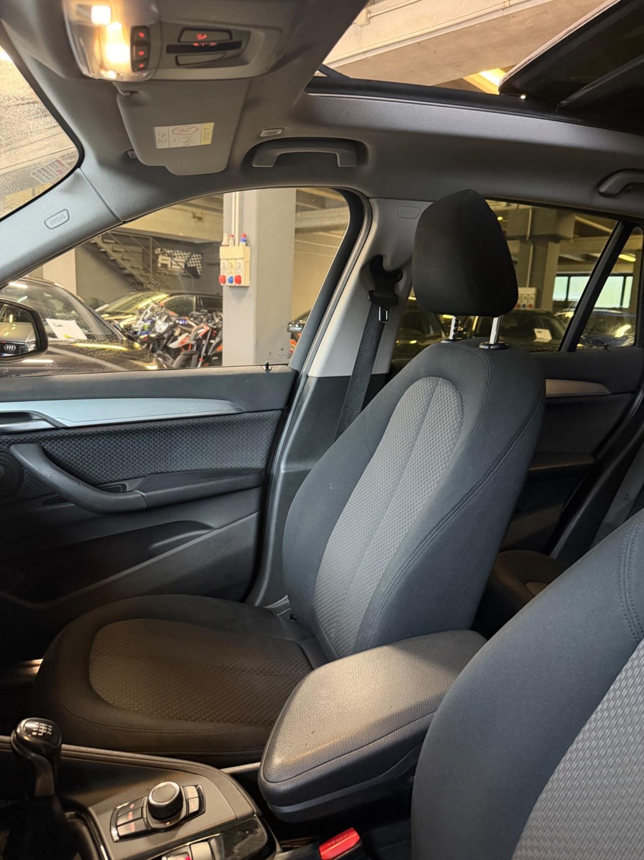 Bmw X1 18d ADVANTAGE EU6B TETTO KMCERT UNICOPR GARANZ