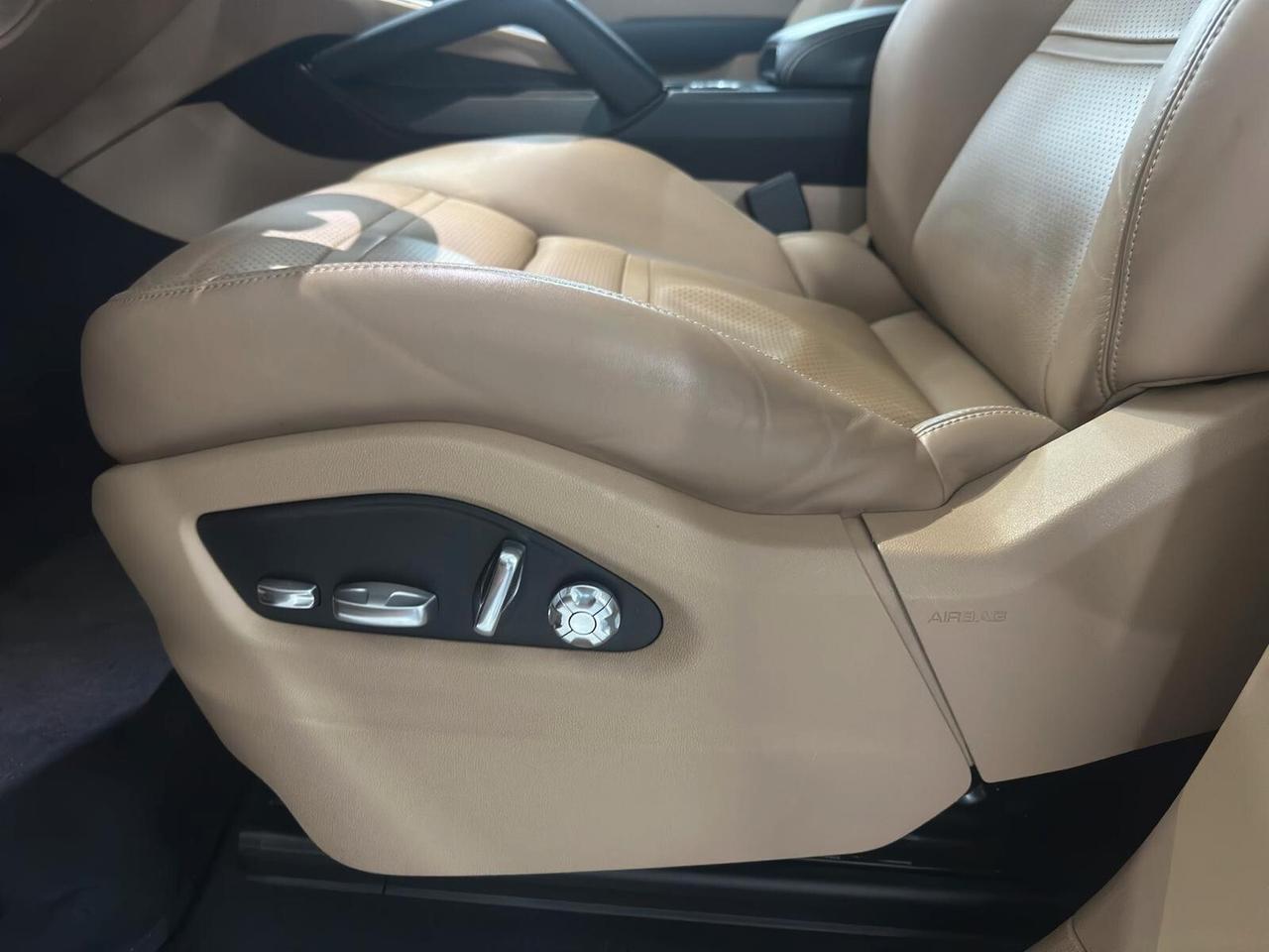 Porsche Cayenne 3.0 V6