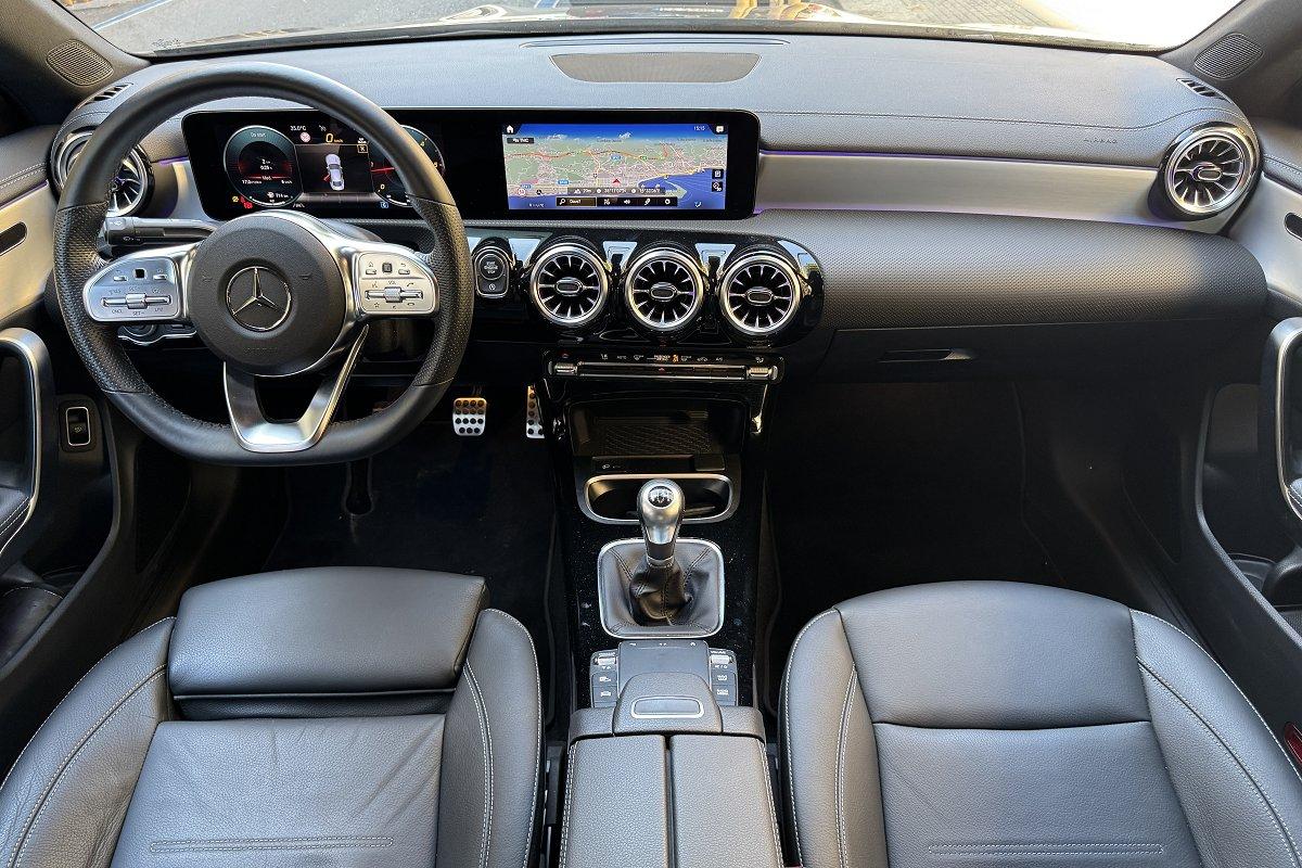 MERCEDES CLA 200 d Premium