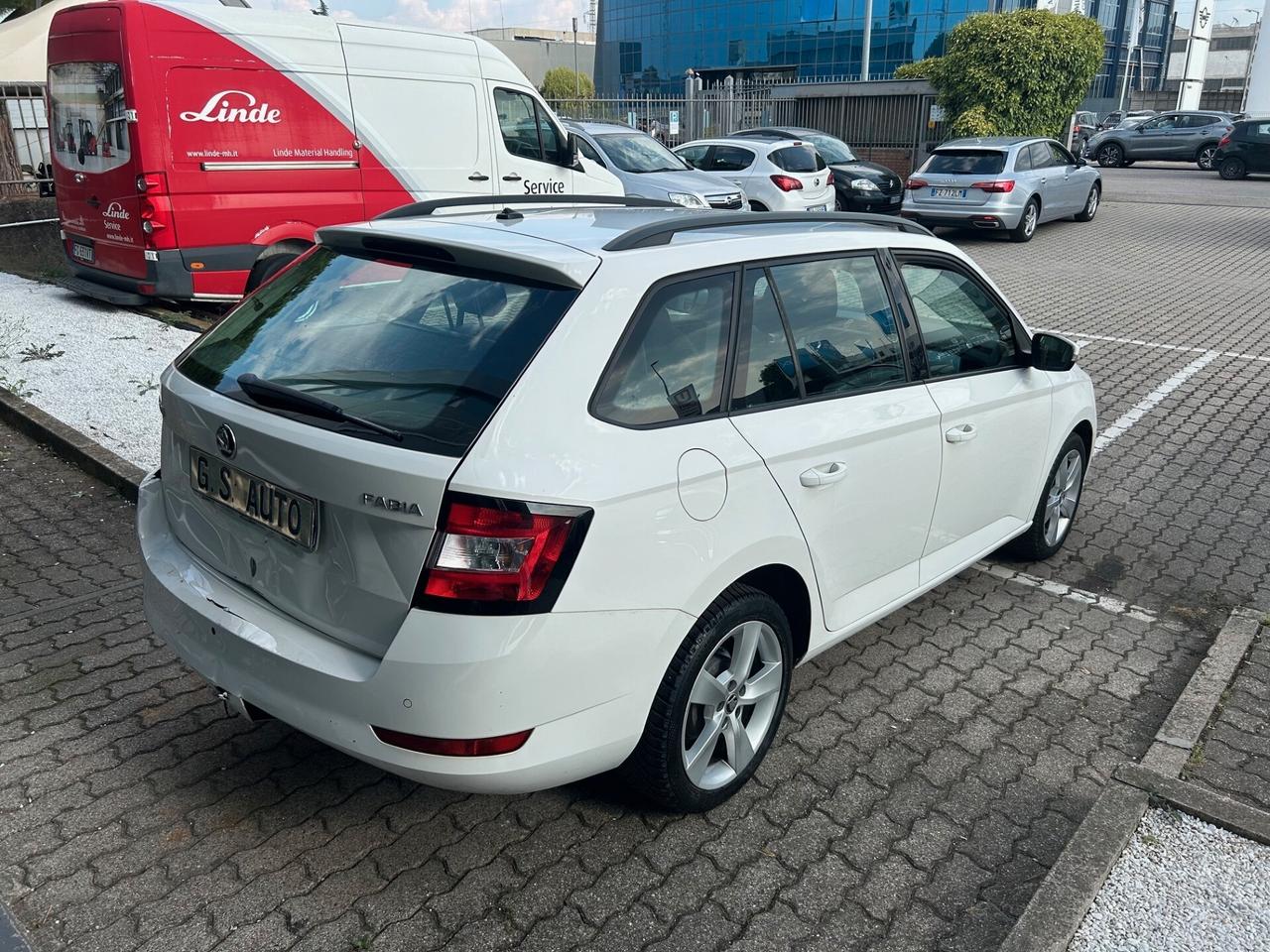 Skoda Fabia Wagon 1.0 tsi 95cv DANNEGGIATA