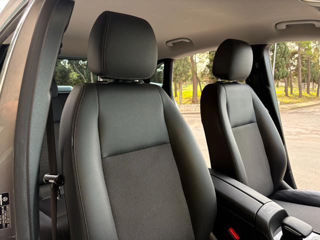 MERCEDES-BENZ GLA 180 d Automatic Business Extra