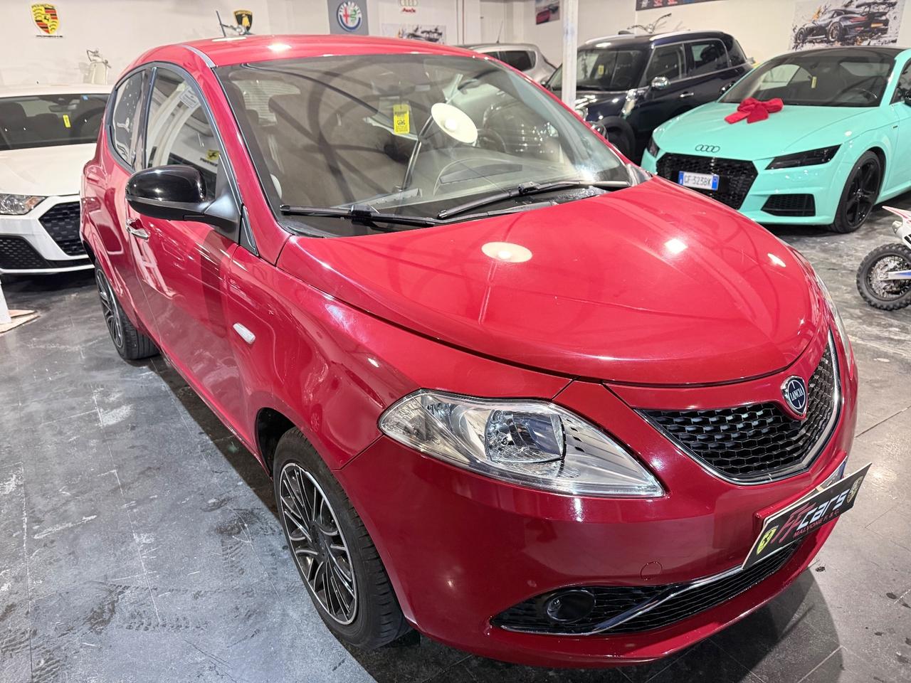 Lancia Ypsilon 1.2 69 CV 5 porte GPL Ecochic Gold