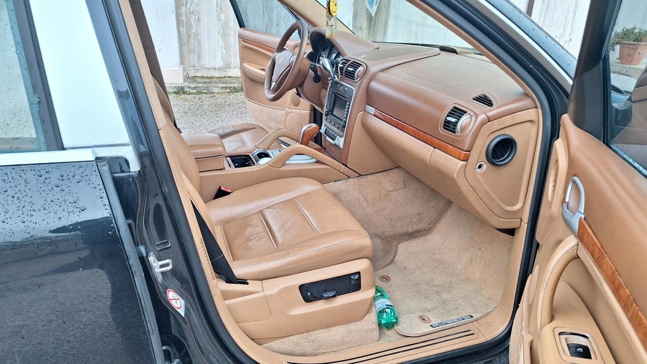 Porsche Cayenne 3.2 V6 cat