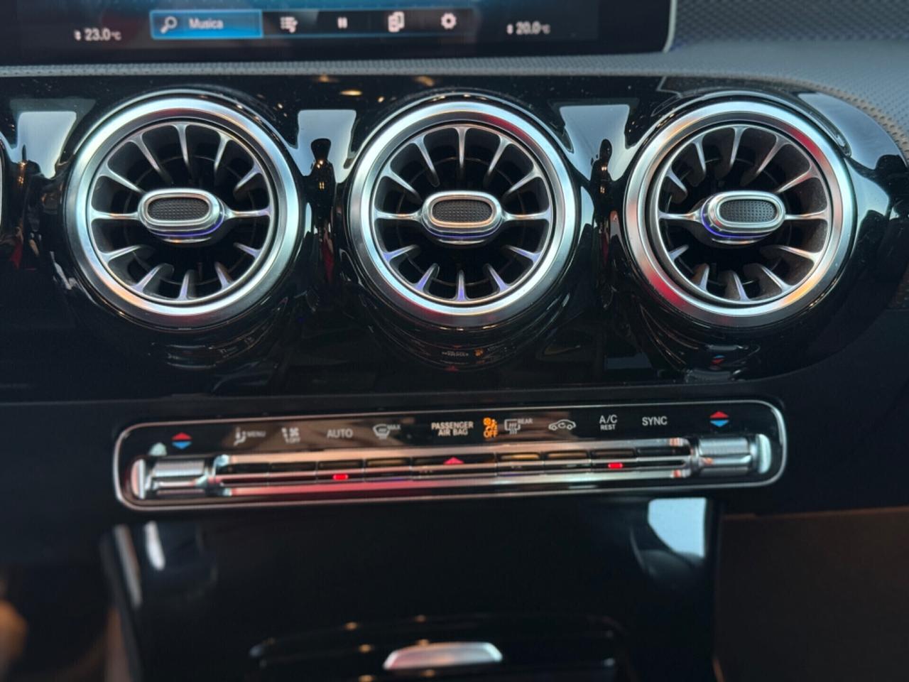 Mercedes-benz CLA 200 Shooting Brake Premium 4matic auto