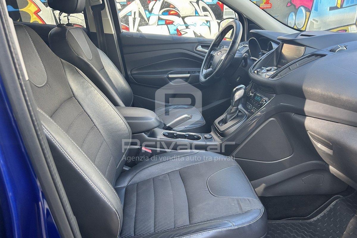 FORD Kuga 2.0 TDCI 150 CV S&S 4WD Powershift Titanium