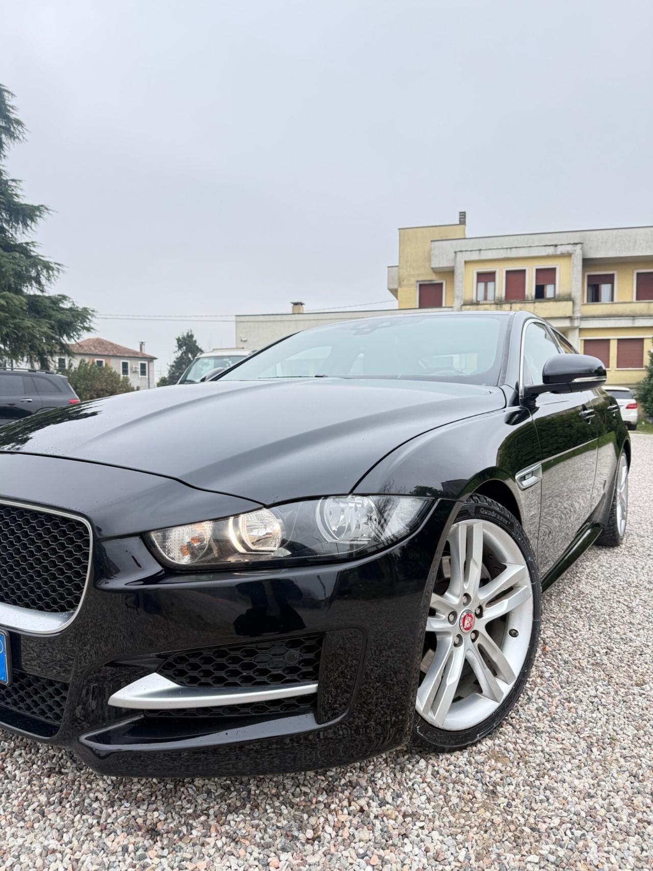 Jaguar XE 2.0 D E-Performance aut. R-Sport
