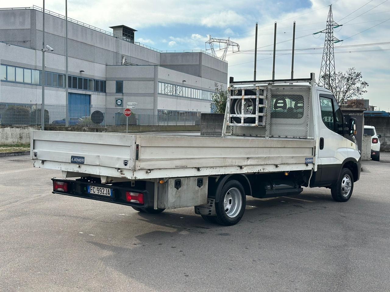 Iveco Dailly benzina metano cassone 4.40