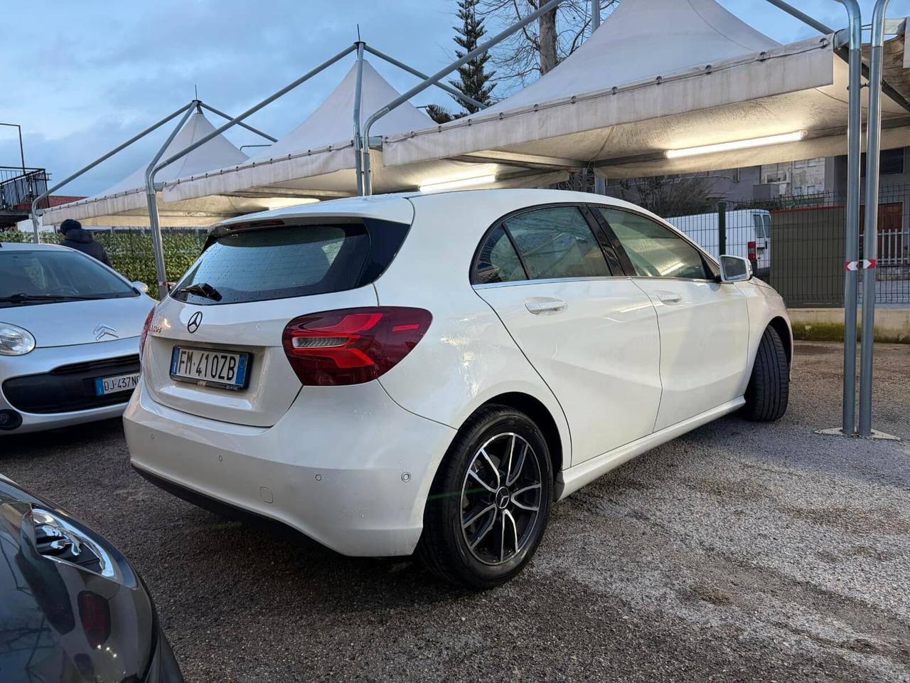 Mercedes-benz A 160 d Premium